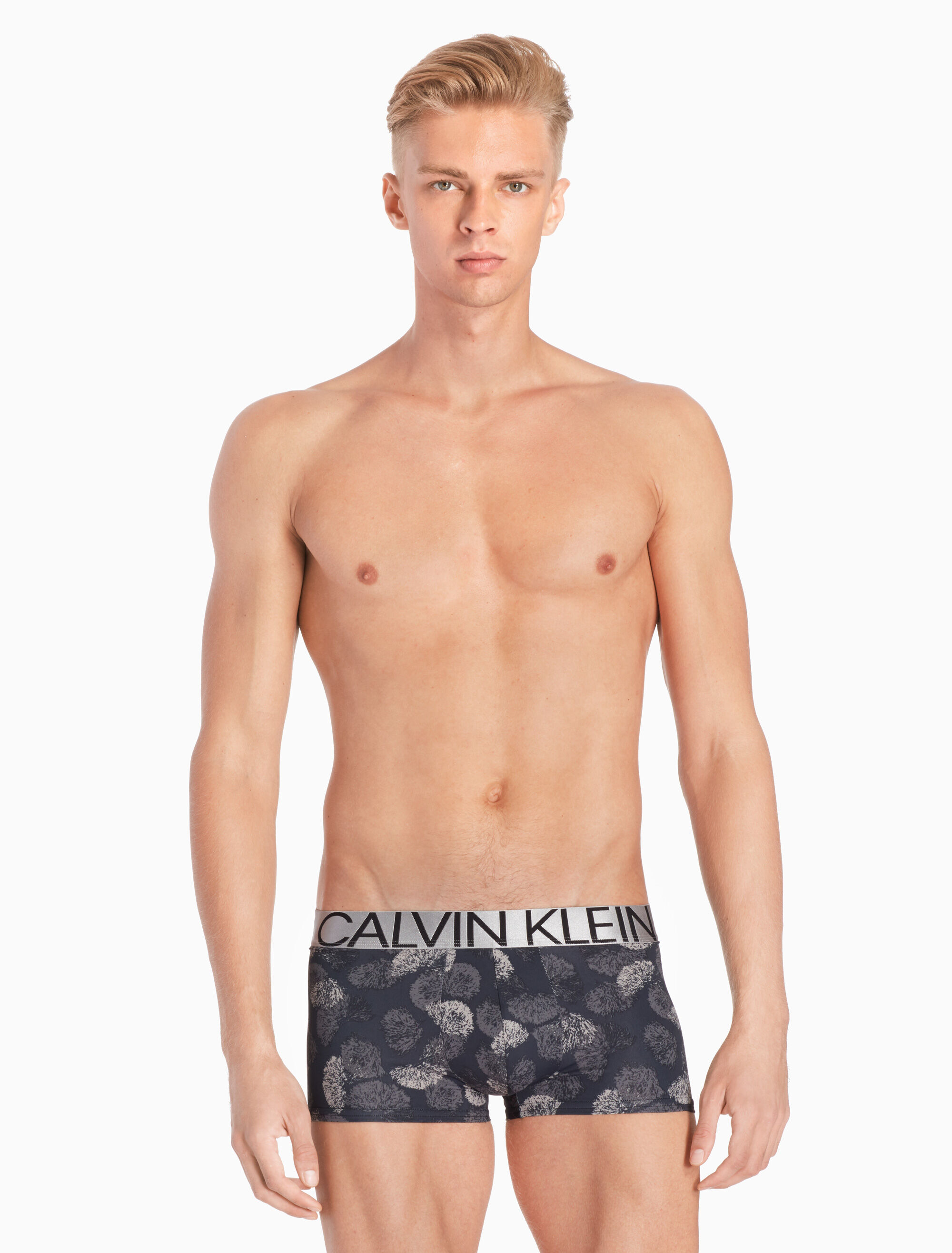 calvin klein pom pom
